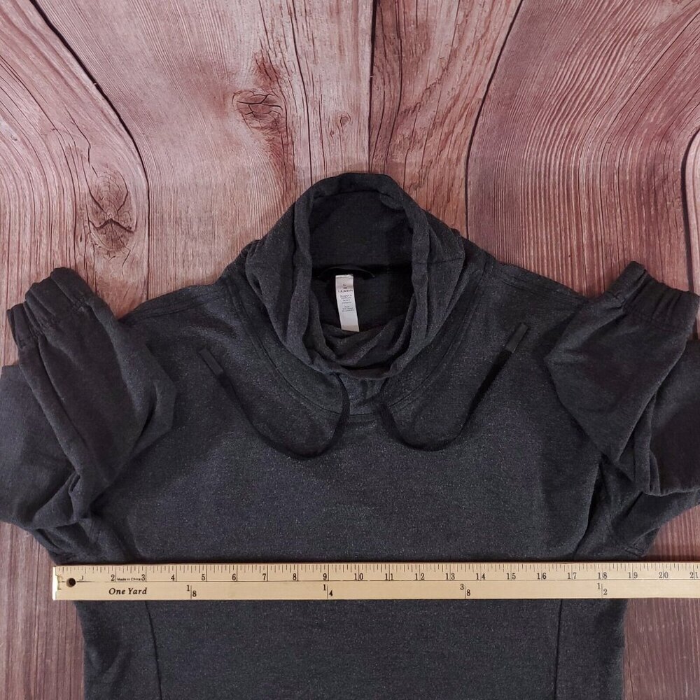 Lululemon Womens Size 6 Twisted & Tucked Long Sleeve Heathered Mod Black W3BAOS - Picture 15 of 16